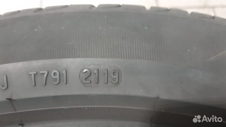 Pirelli Cinturato P7 245/45 R18 и 245/45 R18