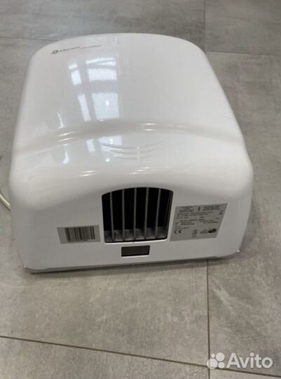 Сушилка для рук, новая