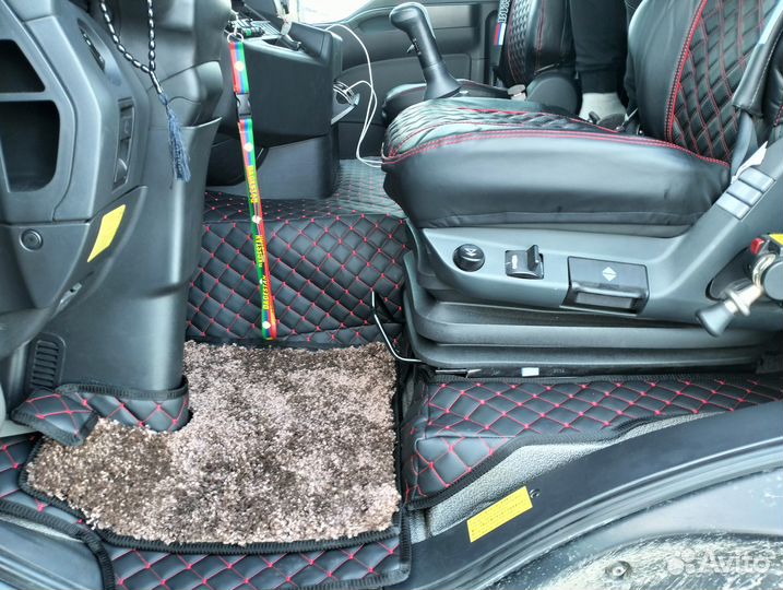 Автоковрики на грузовые авто Howo T5G