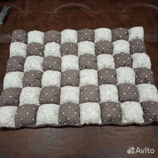 Лежанка для большой собаки