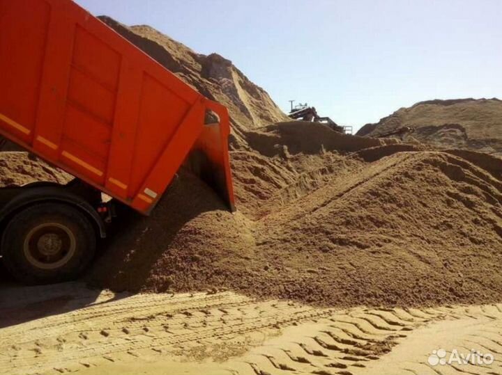 Песок строительный с доставкой 5-25 тонн