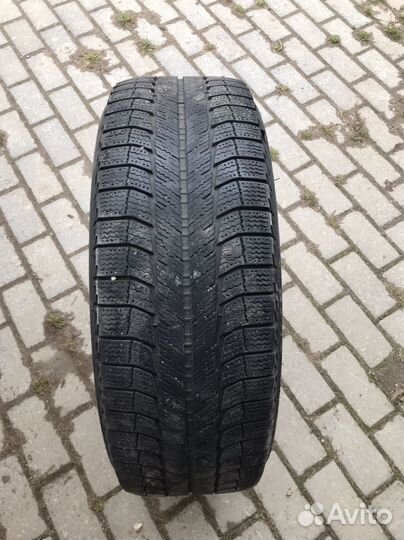 Michelin Latitude Alpin 235/60 R17