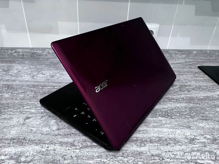 Acer core i5-4200U/Radeon 8600M/8 Gb/1000 Gb
