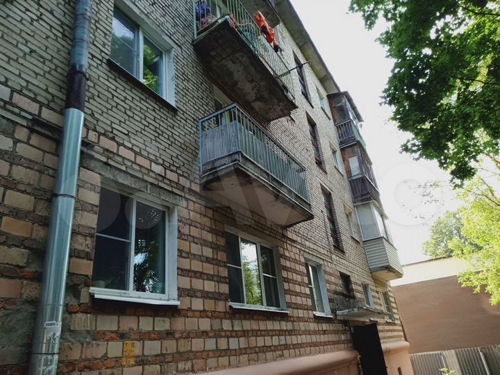 2-к. квартира, 42 м², 2/4 эт.