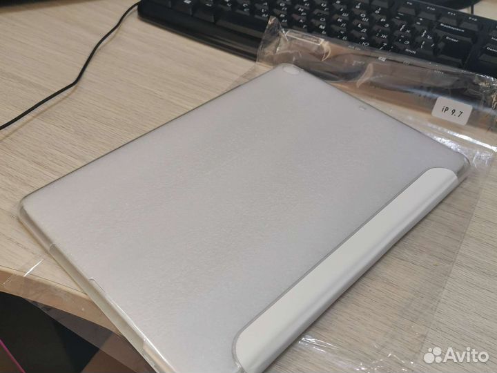 Чехол iPad 9.7 (2017/2018) / iPad air/ iPad air 2
