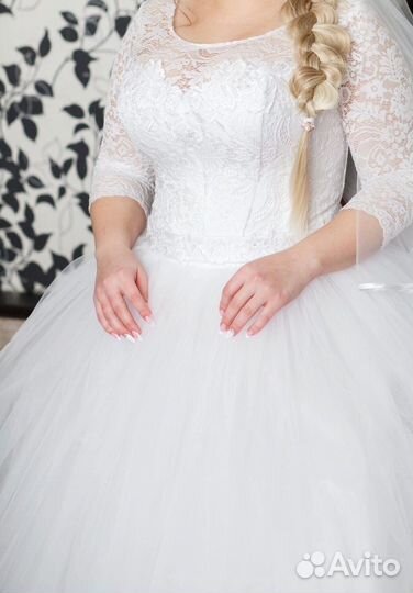 Свадебное платье