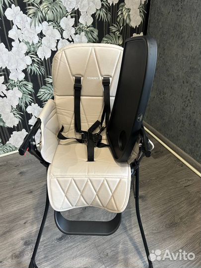 Столик для кормления ребенка