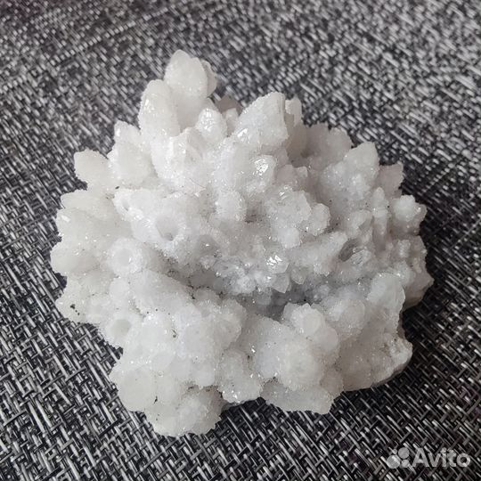 Натуральные камни - кальцит и флюорит