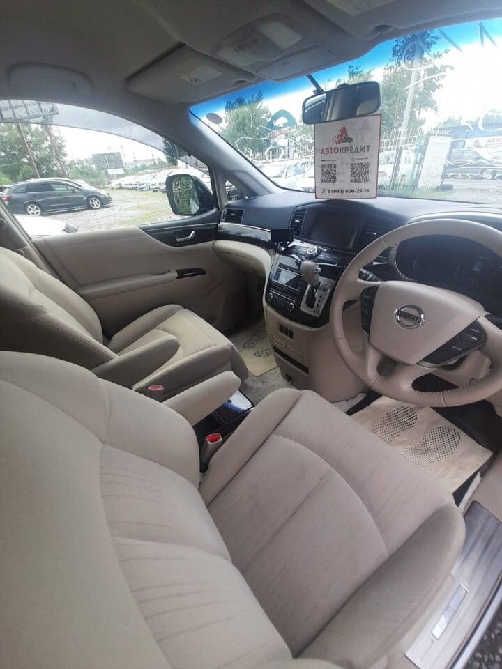 Nissan Elgrand: фото владельца