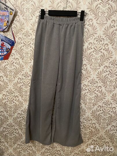 Костюм женский 48 размер