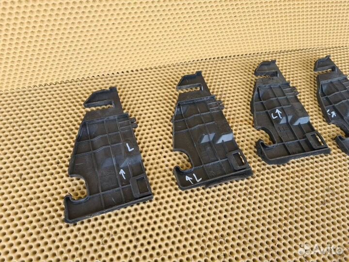 Дефлектор радиатора передний левый Infiniti M25