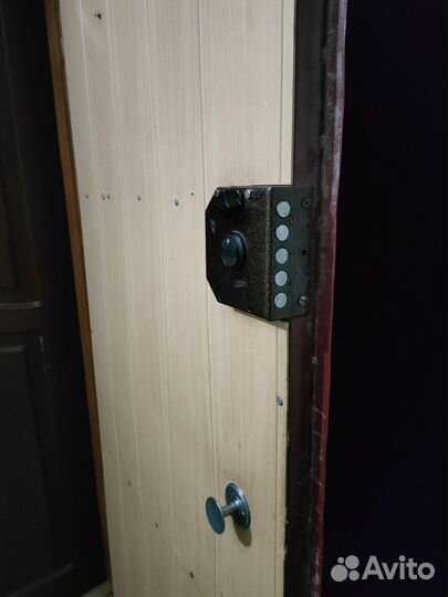 Дверь входная металлическая