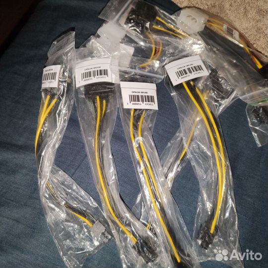 Переходник питания для видеокарты