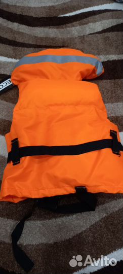 Спасательный жилет