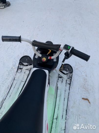 Детский электроснегокат / снегокат с мотором