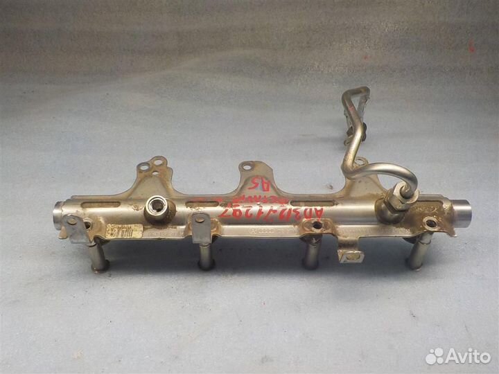 Рейка топливная (рампа) Skoda Octavia (A5/1Z) 200