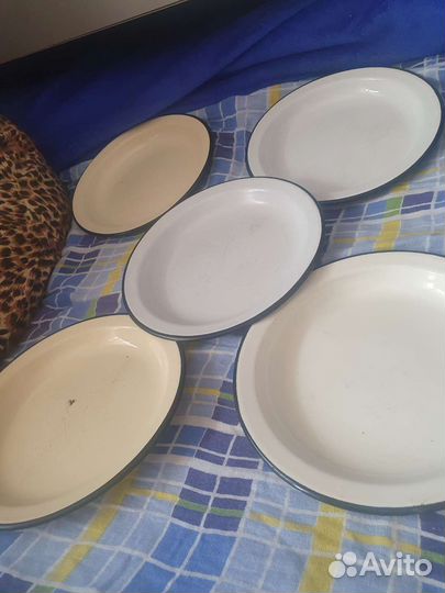 Тарелки посуда