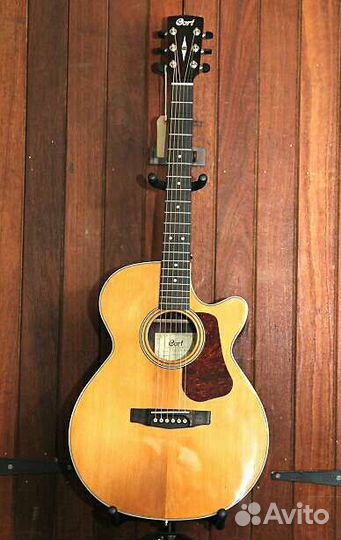 Гитара электроакустическая