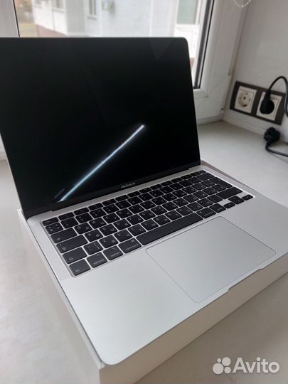 Apple MacBook Air 13 2020 8gb 256
