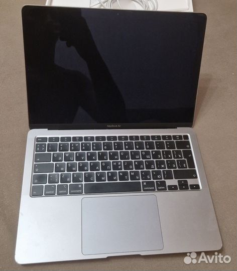 Apple macbook AIR 13-inch