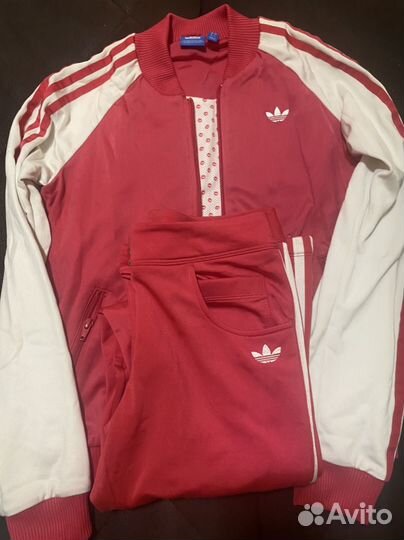 Спортивный костюм adidas