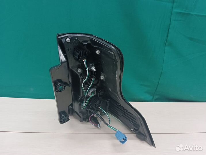 Фонарь левый Toyota Prado 150 2009