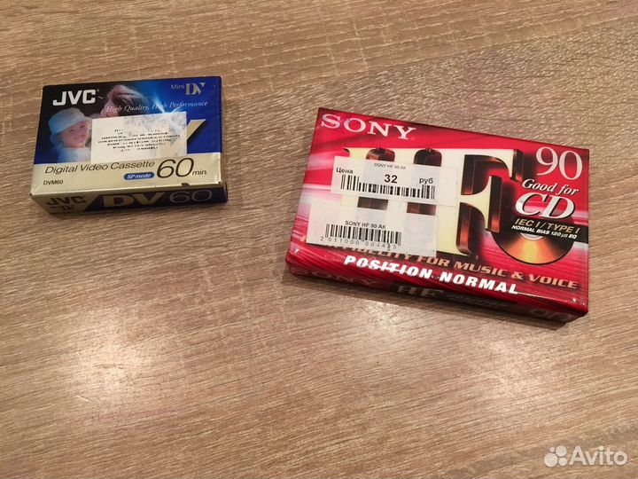 Аудиокасета Sony, Видеокасета JVC