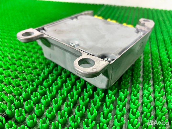 Блок управления airbag (подушками безопасности)