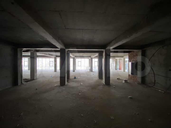 Свободного назначения, 565 м²