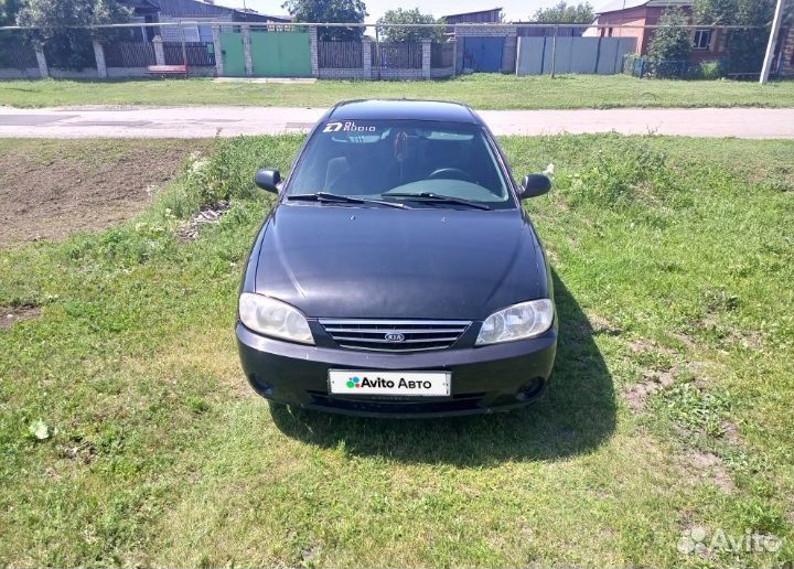 Kia Spectra 1.6 МТ, 2008, битый, 450 000 км