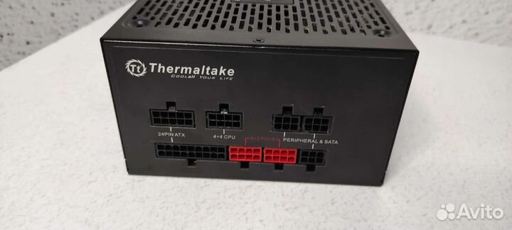 Блок питания ATX Thermaltake Smart Pro RGB 650W