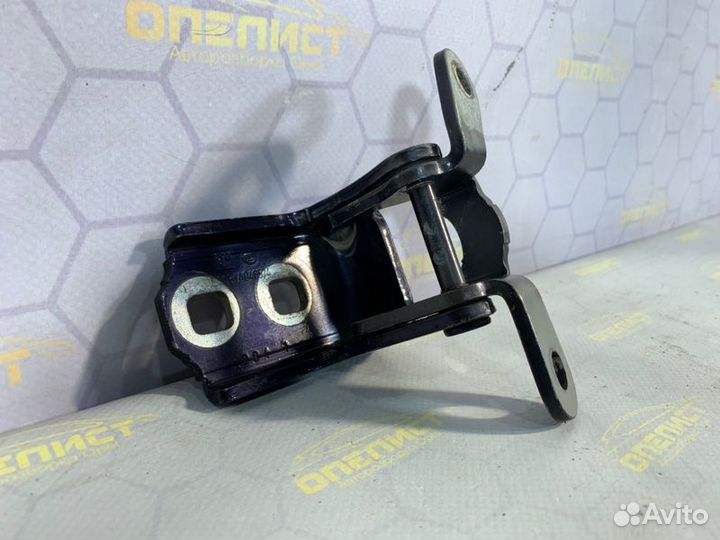 Петля двери нижняя задняя правая Opel Insignia A