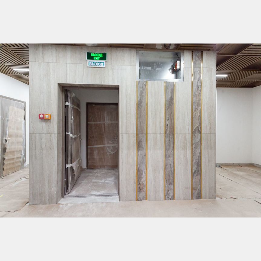 4-к. квартира, 136 м², 19/23 эт.
