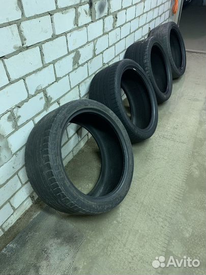 Continental ContiCrossContact UHP 295/35 R21 ZR