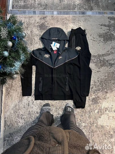 Костюм Nike tech fleece synaworld