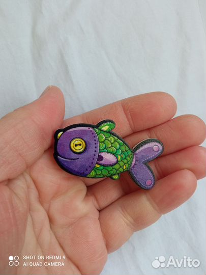 Брошь Значок Новый