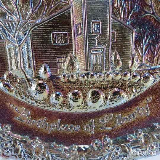 Тарелка Барельеф Рождество Место рождения свободы