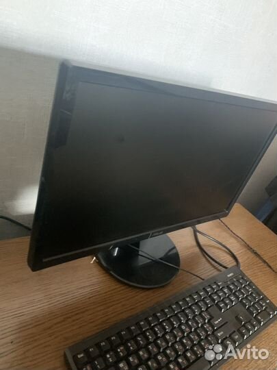 Монитор Asus 22 дюйма