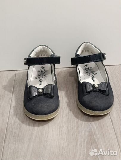 Туфли для девочки 27 размер