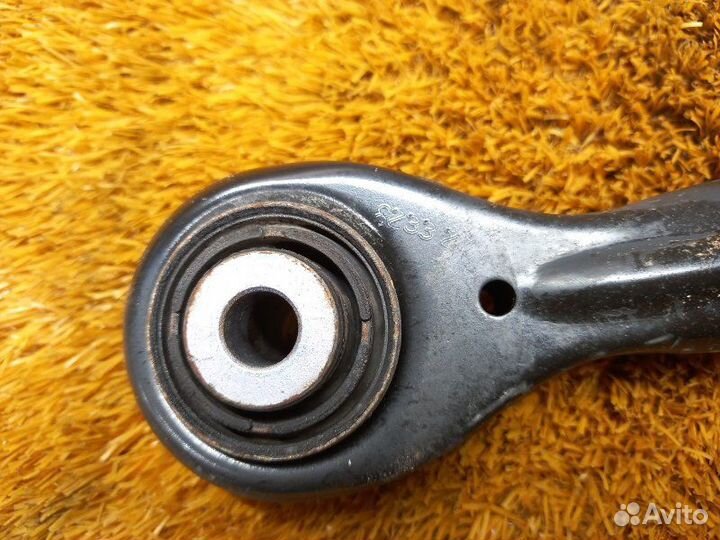 Рычаг подвески верхний задний правый Bmw 3-Series