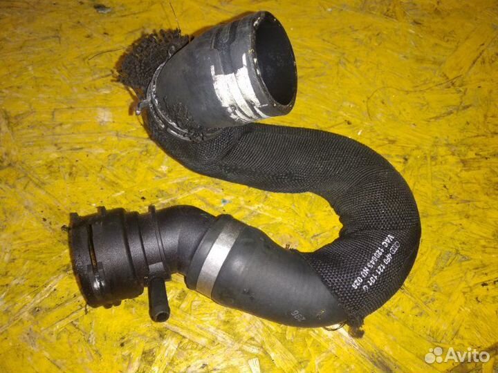 Патрубок системы охлаждения Audi A6 C6 caha 2010