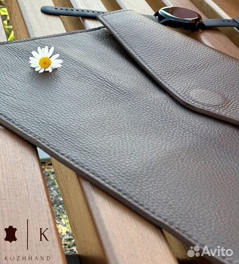 Кожаный чехол для макбук 13