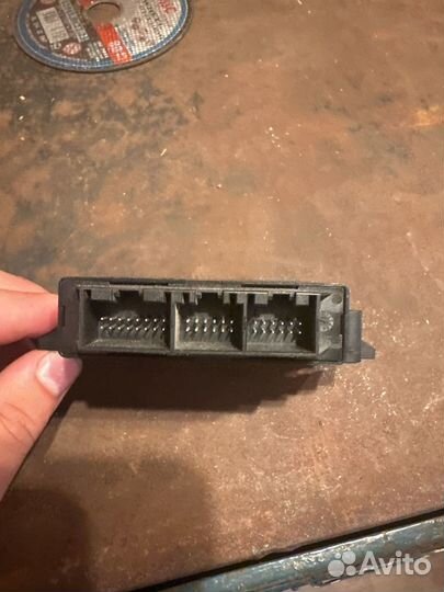 Модуль помощи при парковке сзади Ford Focus MK3