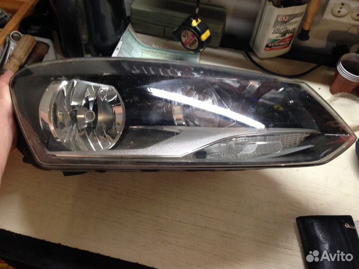 Фара Volkswagen polo 2013 г.в. правая передняя