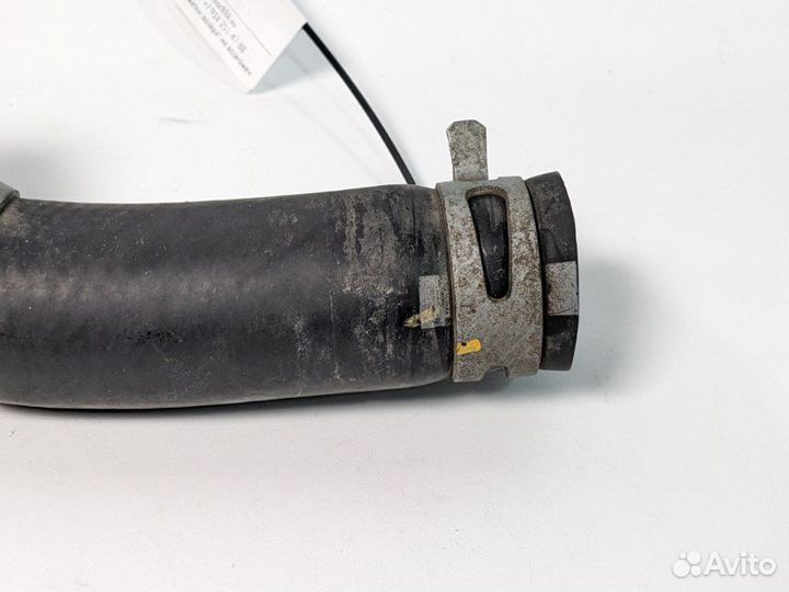 Патрубок радиатора верхний Kia Rio седан 1.6 G4FG