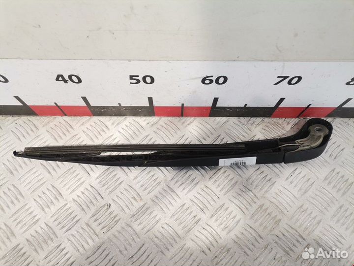 Щеткодержатель задний Ford Focus 2 рест. 2009