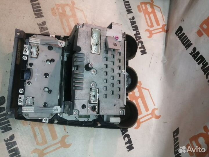 Блок управления магнитолой Mazda 6 GG 2002-2007