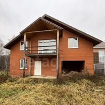 Дом 207 м² на участке 6 сот.