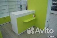 Стеллаж с разделителями для конфет