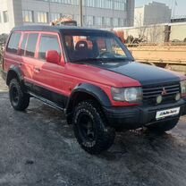 Mitsubishi Pajero 2.5 MT, 1993, 400 000 км, с пробегом, цена 330 000 руб.